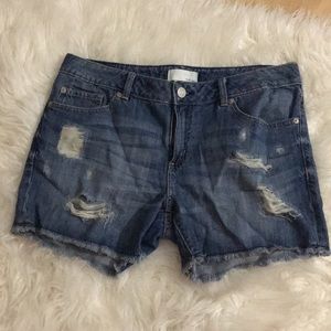 Garage girlfriend short